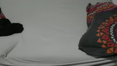 Dezza online show from March 10, 2026, 7:46 am