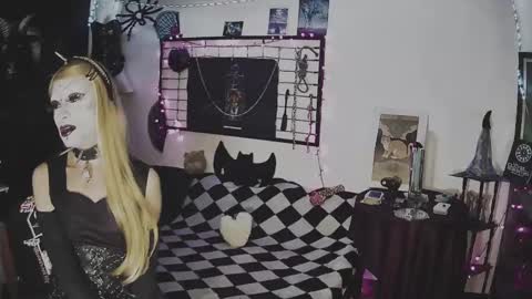 Mistic witch online show from March 7, 2025, 7:08 am