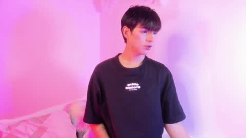 Snapshot of ale_aurarashii chatting on June 8, 2026, 5:41 am Ale aurarashii online show from June 8, 2026, 5:41 am