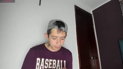 Snapshot of alecadrews_ chatting on February 10, 2025, 7:07 pm ALEC ANDREWS online show from February 10, 2025, 7:07 pm