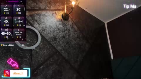 Snapshot of alecadrews_ chatting on February 23, 2025, 5:50 pm ALEC ANDREWS online show from February 23, 2025, 5:50 pm