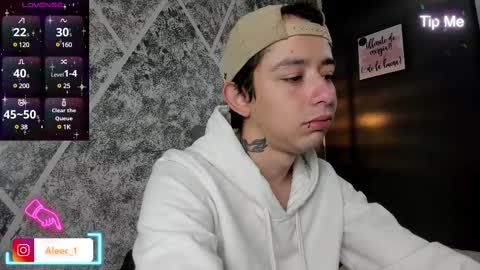 Snapshot of alecadrews_ chatting on March 7, 2025, 8:22 pm ALEC ANDREWS online show from March 7, 2025, 8:22 pm