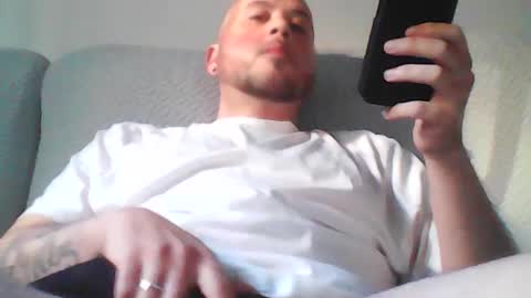 aleeexxxx4u online show from April 20, 2026, 7:44 am