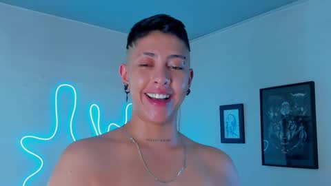 Alejandra online show from September 17, 2025, 6:59 am