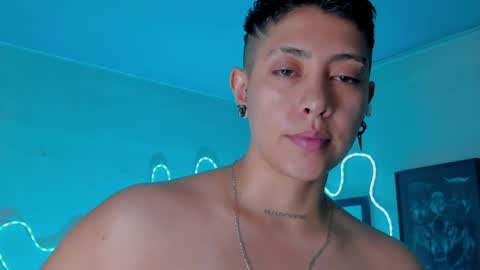 Snapshot of aleja1214 chatting on May 14, 2026, 5:47 am Alejandra online show from May 14, 2026, 5:47 am