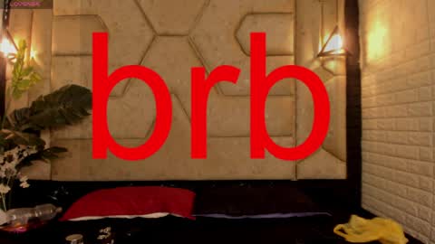 aleja__slav3 online show from April 16, 2026, 10:01 pm