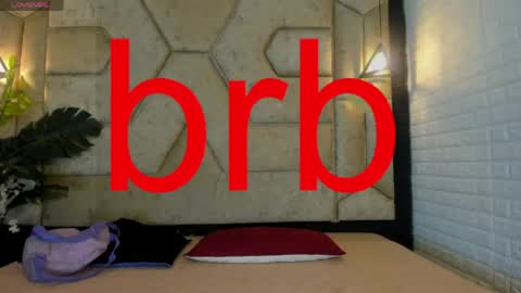 aleja__slav3 online show from April 17, 2026, 10:24 pm