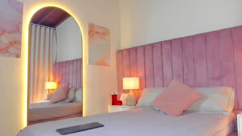 Alejandra Arango online show from December 28, 2024, 9:08 pm