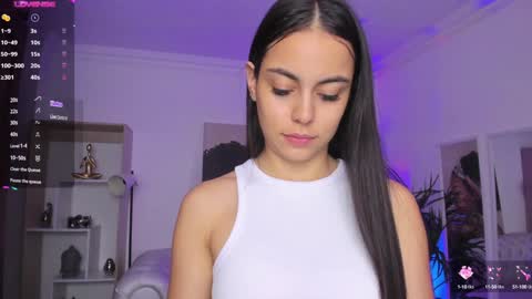 Alejandra online show from February 5, 2025, 11:23 am