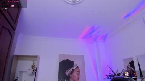 Alejandra online show from March 5, 2025, 2:34 pm