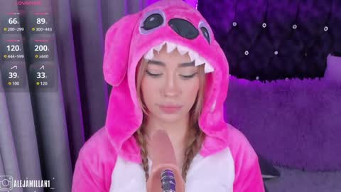 Snapshot of alejamillan1 chatting on January 24, 2025, 8:44 am night GTM -5 online show from January 24, 2025, 8:44 am