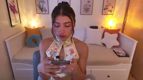 Snapshot of alejandhra chatting on July 11, 2026, 12:30 pm Alejandhra online show from July 11, 2026, 12:30 pm