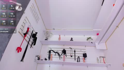 Snapshot of alejandra_dunn chatting on January 31, 2025, 12:17 am Alejandra online show from January 31, 2025, 12:17 am