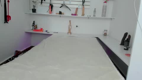 Snapshot of alejandra_dunn chatting on October 11, 2025, 12:15 pm Alejandra online show from October 11, 2025, 12:15 pm