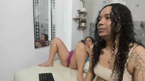 alejandra_evanss online show from December 22, 2024, 5:56 am