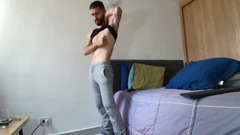 Alejandro Hernndez online show from January 25, 2025, 6:57 pm