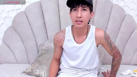 Alejo online show from March 1, 2025, 5:49 pm