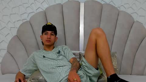 Alejo online show from March 11, 2025, 12:28 pm