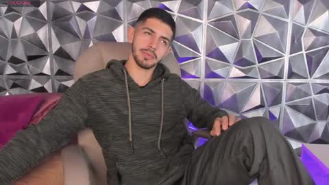 Snapshot of alejandrostorm chatting on March 29, 2026, 8:14 am Alejo online show from March 29, 2026, 8:14 am