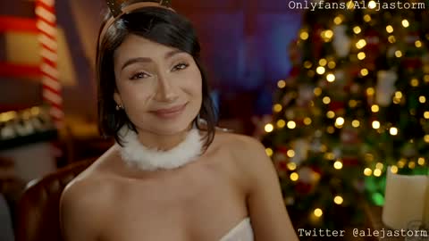 Snapshot of alejastorm chatting on December 9, 2024, 2:02 am Alejandra online show from December 9, 2024, 2:02 am