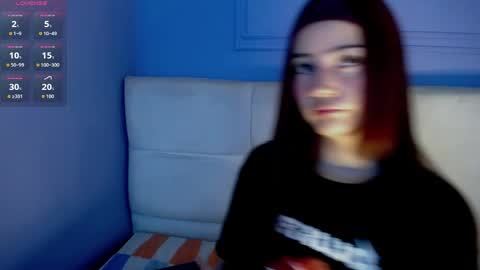 Alejita699 online show from April 25, 2026, 4:37 pm