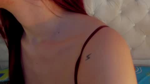 Alejita699 online show from May 4, 2026, 10:39 pm