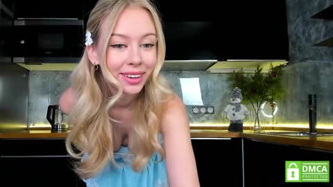 Snapshot of aleksa_cutie chatting on January 3, 2025, 9:36 am Next stream - 2 dec - online show from January 3, 2025, 9:36 am