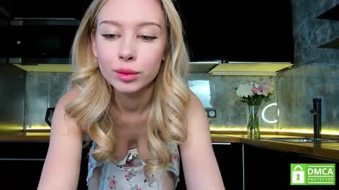 Snapshot of aleksa_cutie chatting on January 12, 2025, 9:40 am Next stream - 2 dec - online show from January 12, 2025, 9:40 am