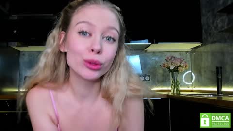 Snapshot of aleksa_cutie chatting on January 21, 2025, 12:07 pm Next stream - 2 dec - online show from January 21, 2025, 12:07 pm