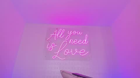 Aleksandra  online show from May 15, 2026, 5:36 am
