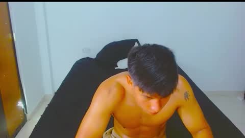 Snapshot of alekshadow chatting on March 3, 2026, 3:29 pm alekshadow online show from March 3, 2026, 3:29 pm