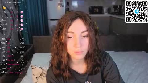 Alenkaaa online show from December 17, 2025, 4:35 pm