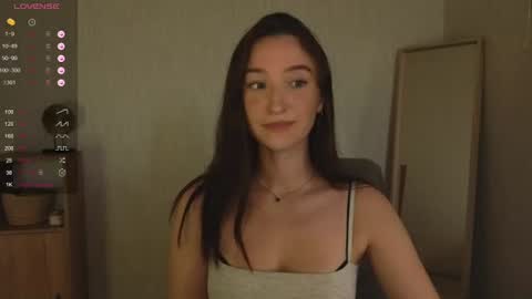 Snapshot of alena_navi chatting on July 19, 2026, 5:16 pm Alena online show from July 19, 2026, 5:16 pm
