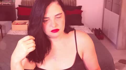 Alenni online show from July 9, 2026, 2:59 am