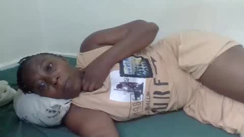 Noreen Kennth and Emilly online show from March 4, 2025, 7:32 pm