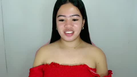 Snapshot of alesha_vibe_me chatting on June 22, 2026, 7:22 pm alesha_vibe_me online show from June 22, 2026, 7:22 pm