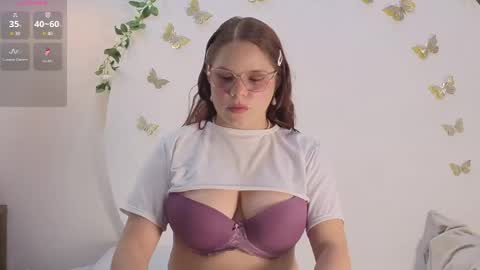 Snapshot of alesia_rose chatting on May 28, 2026, 7:44 pm Ambar online show from May 28, 2026, 7:44 pm