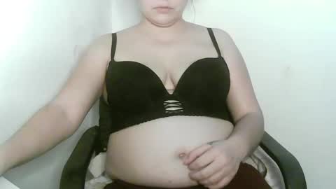 Snapshot of alesialux chatting on February 1, 2026, 9:02 pm Alesia online show from February 1, 2026, 9:02 pm