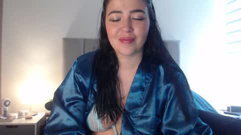 Snapshot of aleska__bell chatting on January 31, 2025, 2:49 pm Aleska online show from January 31, 2025, 2:49 pm