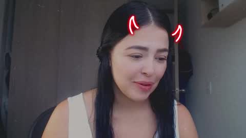 Snapshot of aleska__bell chatting on September 18, 2025, 3:47 pm Aleska online show from September 18, 2025, 3:47 pm