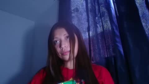 QUEEN OFF MILk  IM BACK  15 NOV online show from December 19, 2024, 9:28 pm