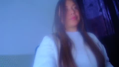 QUEEN OFF MILk  IM BACK  15 NOV online show from September 17, 2025, 9:16 pm