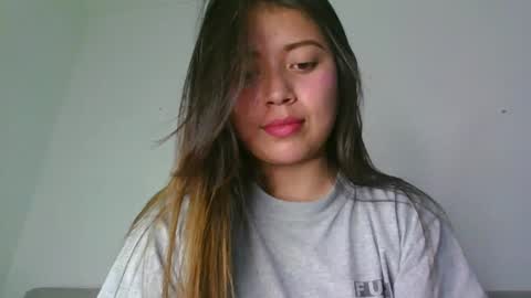 QUEEN OFF MILk  IM BACK  15 NOV online show from October 5, 2025, 4:27 pm