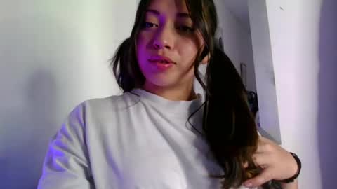 QUEEN OFF MILk  IM BACK  15 NOV online show from June 4, 2026, 10:49 pm