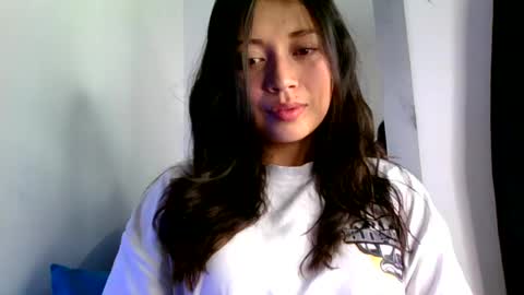 QUEEN OFF MILk  IM BACK  15 NOV online show from June 8, 2026, 8:20 pm