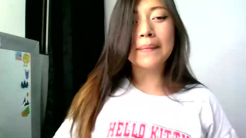 QUEEN OFF MILk  IM BACK  15 NOV online show from July 20, 2026, 12:58 am