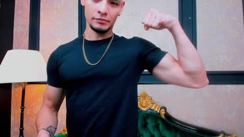 Snapshot of aless_king chatting on January 31, 2025, 11:24 am Alessandro King online show from January 31, 2025, 11:24 am