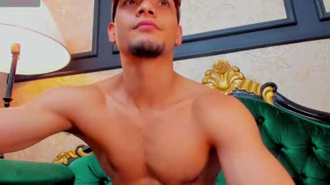 Snapshot of aless_king chatting on February 9, 2025, 3:12 pm Alessandro King online show from February 9, 2025, 3:12 pm