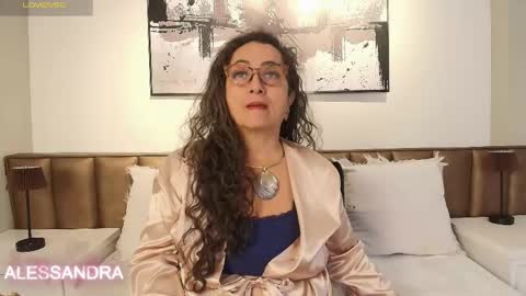 Alessandra online show from April 28, 2026, 12:32 pm