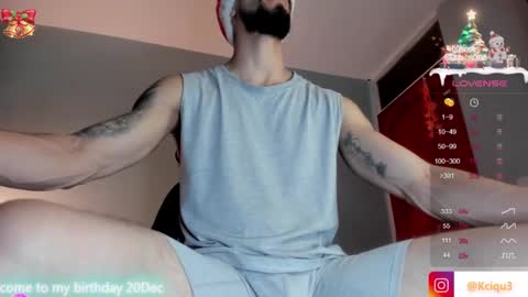 Snapshot of alessandro_dibellucci chatting on December 16, 2024, 11:28 pm Kciqu3 Independent model online show from December 16, 2024, 11:28 pm